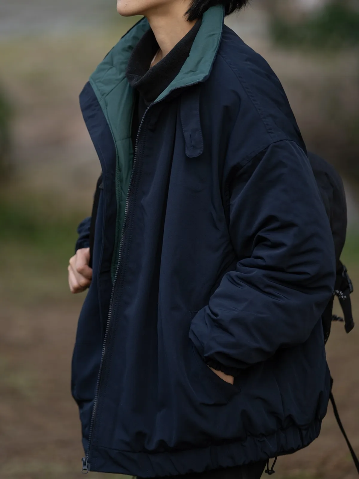 Мужская зимняя теплая хлопковая куртка свободного кроя, однотонная, с воротником-стойкой, рабочая одежда, модная молодежная повседневная, на молнии
Мужская зимняя теплая хлопковая куртка свободного кроя, однотонная, с воротником-стойкой, рабочая одежда, модная молодежная повседневная, на молнии