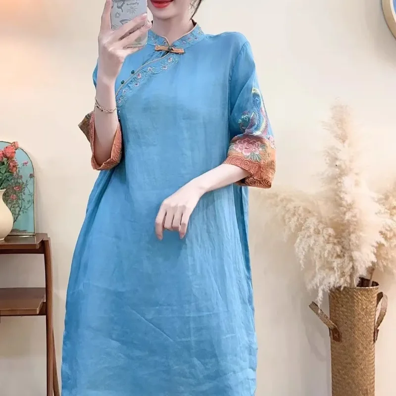 Женская красная блузка в стиле чонсам с вышивкой, воротником-стойкой, рукавом до локтя, свободного кроя, повседневная
Женская красная блузка в стиле чонсам с вышивкой, воротником-стойкой, рукавом до локтя, свободного кроя, повседневная