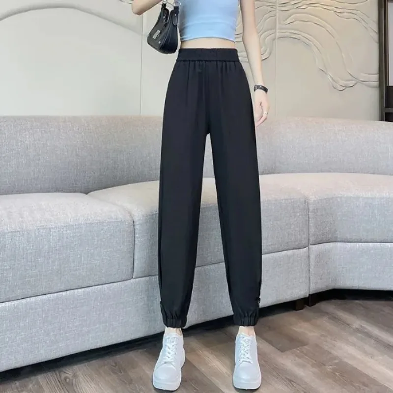 Women Black Elastic Waist Linen Blend Ankle Cuffed Jogger Pants Summer Breathable Casual Harem Trousers
Women Black Elastic Waist Linen Blend Ankle Cuffed Jogger Pants Summer Breathable Casual Harem Trousers