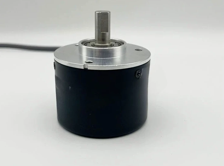 ES5-10CN8965 Инкрементный фотоэлектрический поворотный энкодер Delta ES5-10CN8942
ES5-10CN8965 Инкрементный фотоэлектрический поворотный энкодер Delta ES5-10CN8942