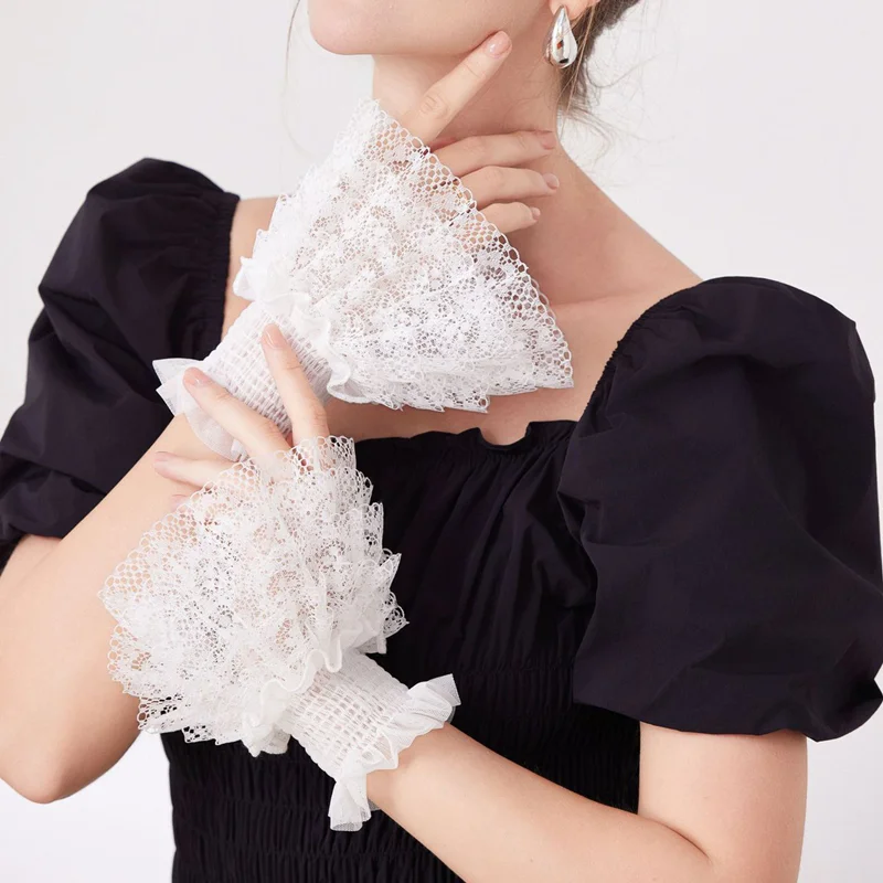 Layer Ruffled Floral Lace Decorative Sleeves Detachable Elastic Wrist Cuffs Wedding Bridal Lolita Cosplay Accessories
Layer Ruffled Floral Lace Decorative Sleeves Detachable Elastic Wrist Cuffs Wedding Bridal Lolita Cosplay Accessories