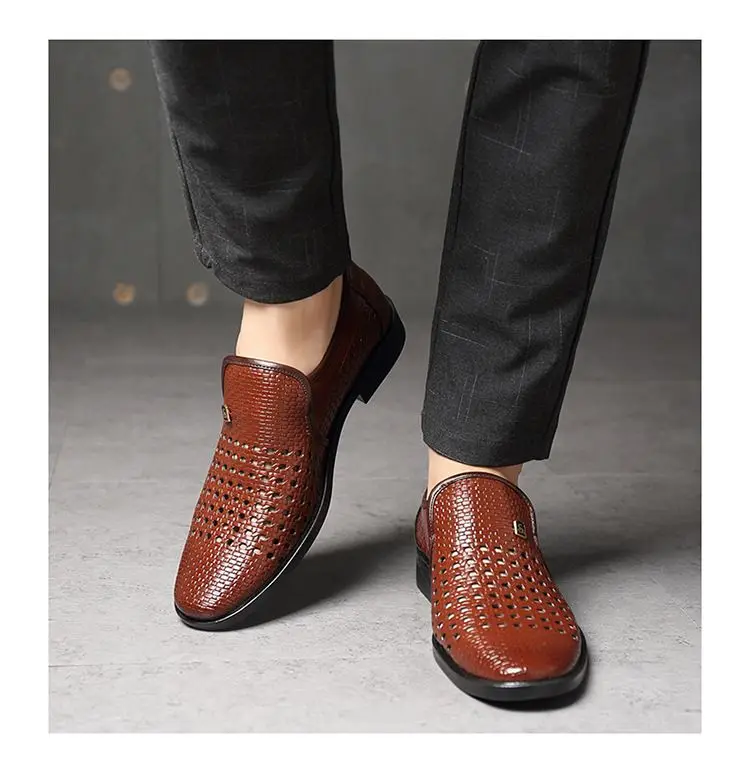 Genuine Soft Leather Men's Leather Shoes, Summer Perforated Breathable Sandals, Casual Leather Sandals
Genuine Soft Leather Men's Leather Shoes, Summer Perforated Breathable Sandals, Casual Leather Sandals