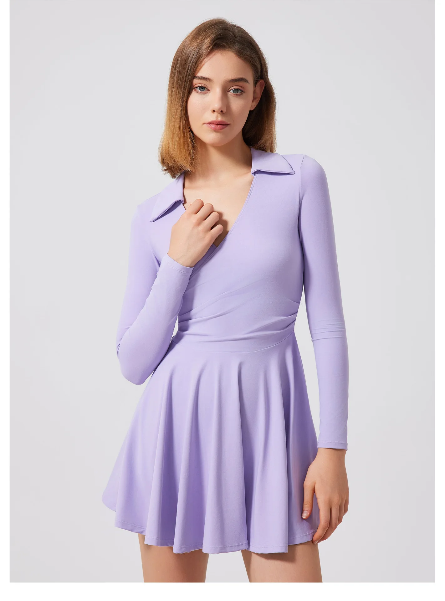 Спортивный костюм для тенниса и бега из двух частей: дышащий топ с длинным рукавом и леггинсы для йоги (комплект)
Спортивный костюм для тенниса и бега из двух частей: дышащий топ с длинным рукавом и леггинсы для йоги (комплект)