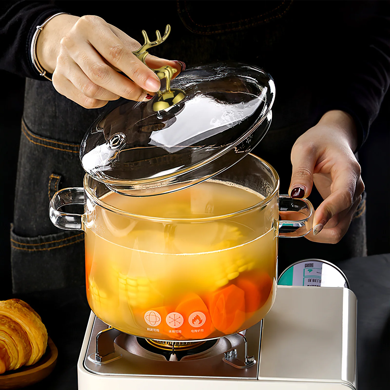 High Borosilicate Stockpot Transparent Elk Style Lid 1500ml Glass Soup Pot Kitchen Stew Pot Heat Resistant Cookware
High Borosilicate Stockpot Transparent Elk Style Lid 1500ml Glass Soup Pot Kitchen Stew Pot Heat Resistant Cookware
