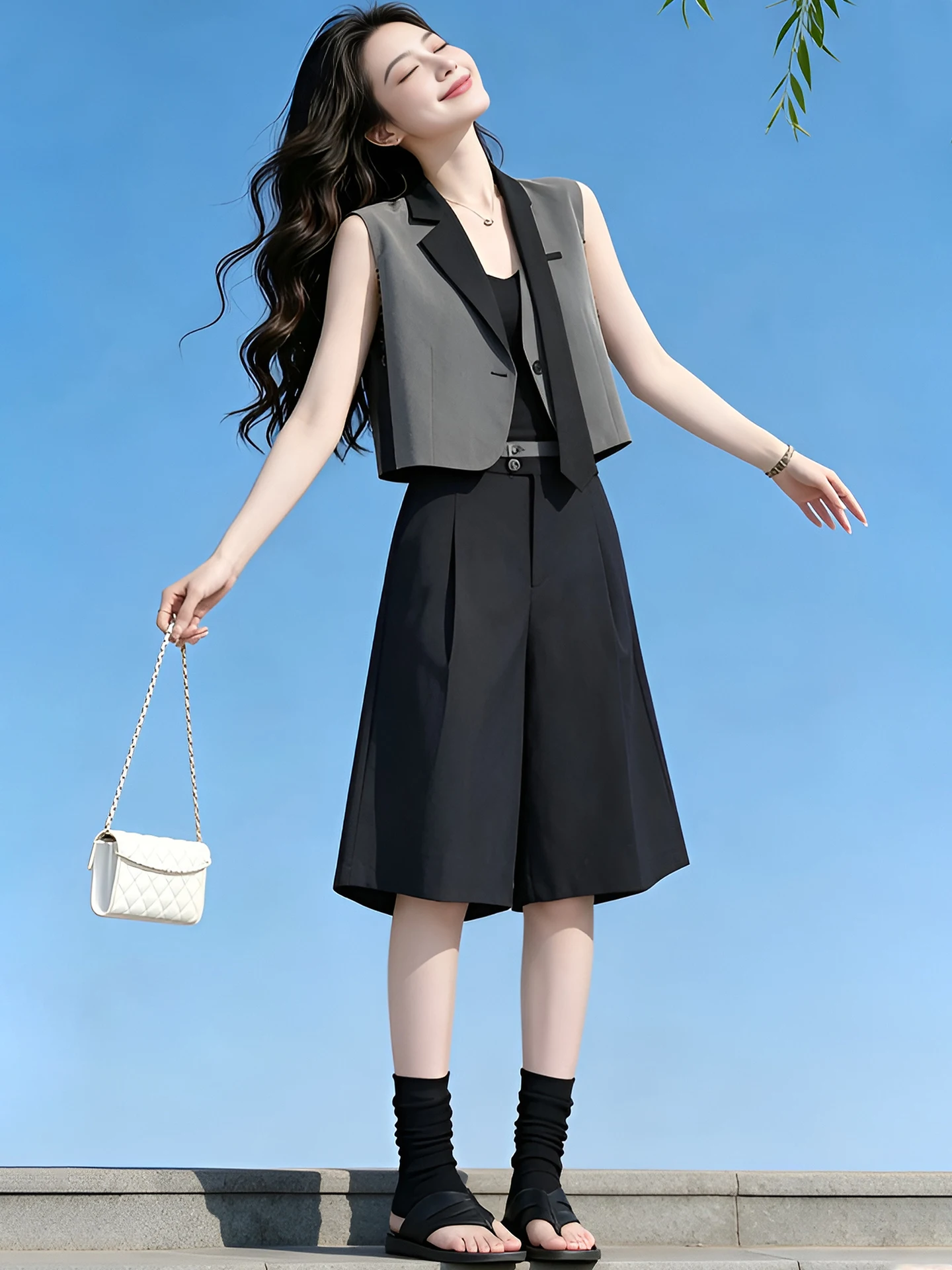 Fashionable High Waist Wide Leg Pants And Vest Two Piece Set Elegant Summer Outfit for Women Commute Style Casual Wear
Fashionable High Waist Wide Leg Pants And Vest Two Piece Set Elegant Summer Outfit for Women Commute Style Casual Wear