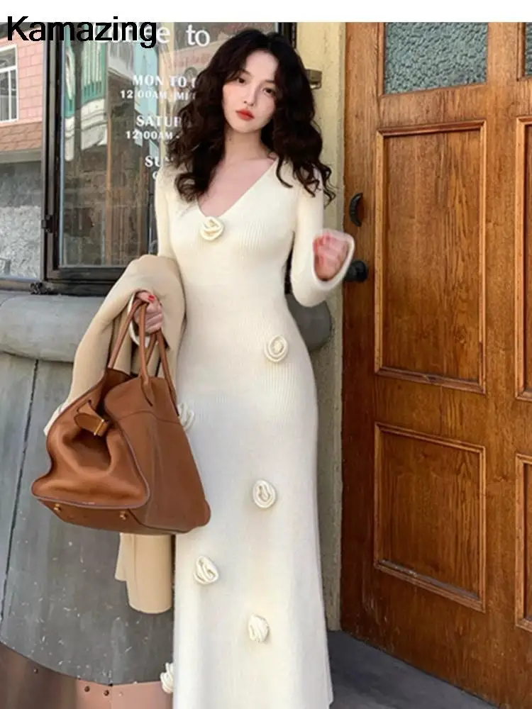French Vintage Knitted Sweater Dresses for Women V-neck 3D Flower Korean Fashion Autumn Winter New Party Dress Solid Vestidos
French Vintage Knitted Sweater Dresses for Women V-neck 3D Flower Korean Fashion Autumn Winter New Party Dress Solid Vestidos