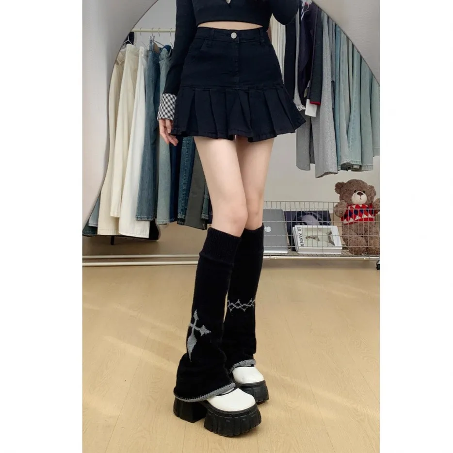 Black High Waist Denim Half Skirt Women's Fashionable Versatile Slim A-Line Pleated Short Skirt Summer New Arrival
Black High Waist Denim Half Skirt Women's Fashionable Versatile Slim A-Line Pleated Short Skirt Summer New Arrival