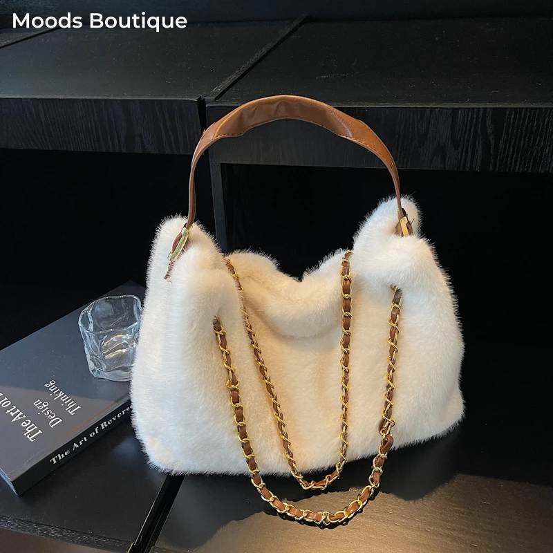 2025 Winter Warm Chain Shoulder Crossbody Bags For Women Soft Plush Big Capacity Commute Shopping Totes Luxury Designer Handbags
2025 Winter Warm Chain Shoulder Crossbody Bags For Women Soft Plush Big Capacity Commute Shopping Totes Luxury Designer Handbags