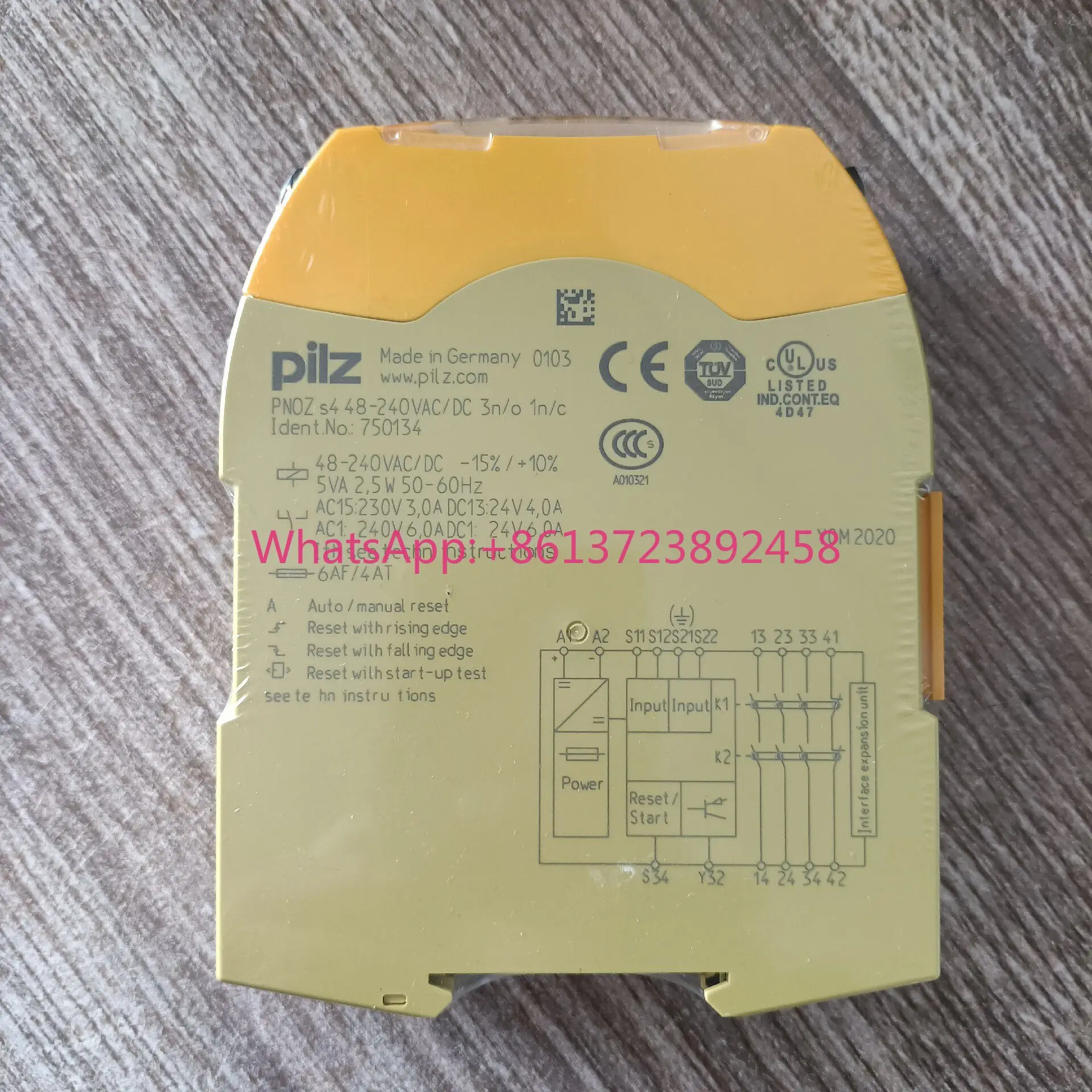 New PILZ Pilz safety relay PNOZ s4 model 750134 in Stock
New PILZ Pilz safety relay PNOZ s4 model 750134 in Stock