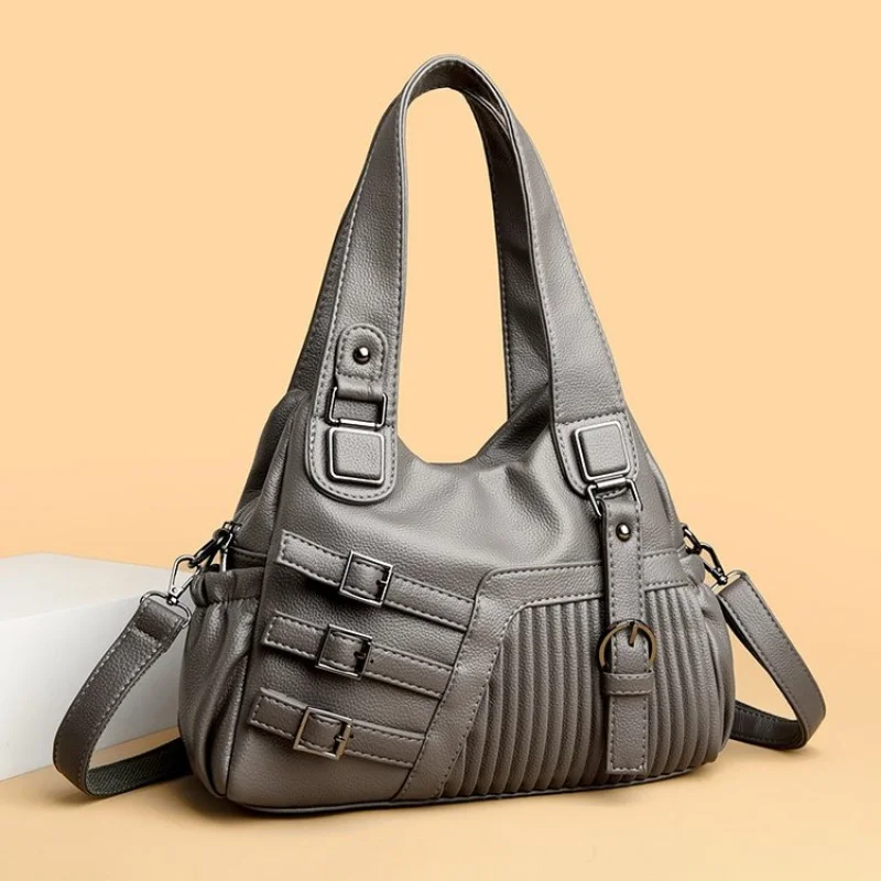 Luxury Minimalist Crossbody Bag For Women - Vintage Elegant Leather Handbag With Letter Logo Designer Tote Messenger Purse 
Luxury Minimalist Crossbody Bag For Women - Vintage Elegant Leather Handbag With Letter Logo Designer Tote Messenger Purse