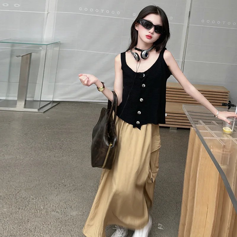 Girls Summer Set Ice Silk Tank Top Work Dress 2024 Summer Thin Children's Half Skirt Long Skirt Two piece Set Trendy
Girls Summer Set Ice Silk Tank Top Work Dress 2024 Summer Thin Children's Half Skirt Long Skirt Two piece Set Trendy