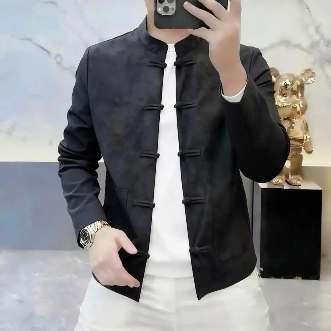 High-End Men's Fashionable Stand Collar Jacket New Chinese Style Spring New Arrival Thickened Short Length PU Material Coat
High-End Men's Fashionable Stand Collar Jacket New Chinese Style Spring New Arrival Thickened Short Length PU Material Coat