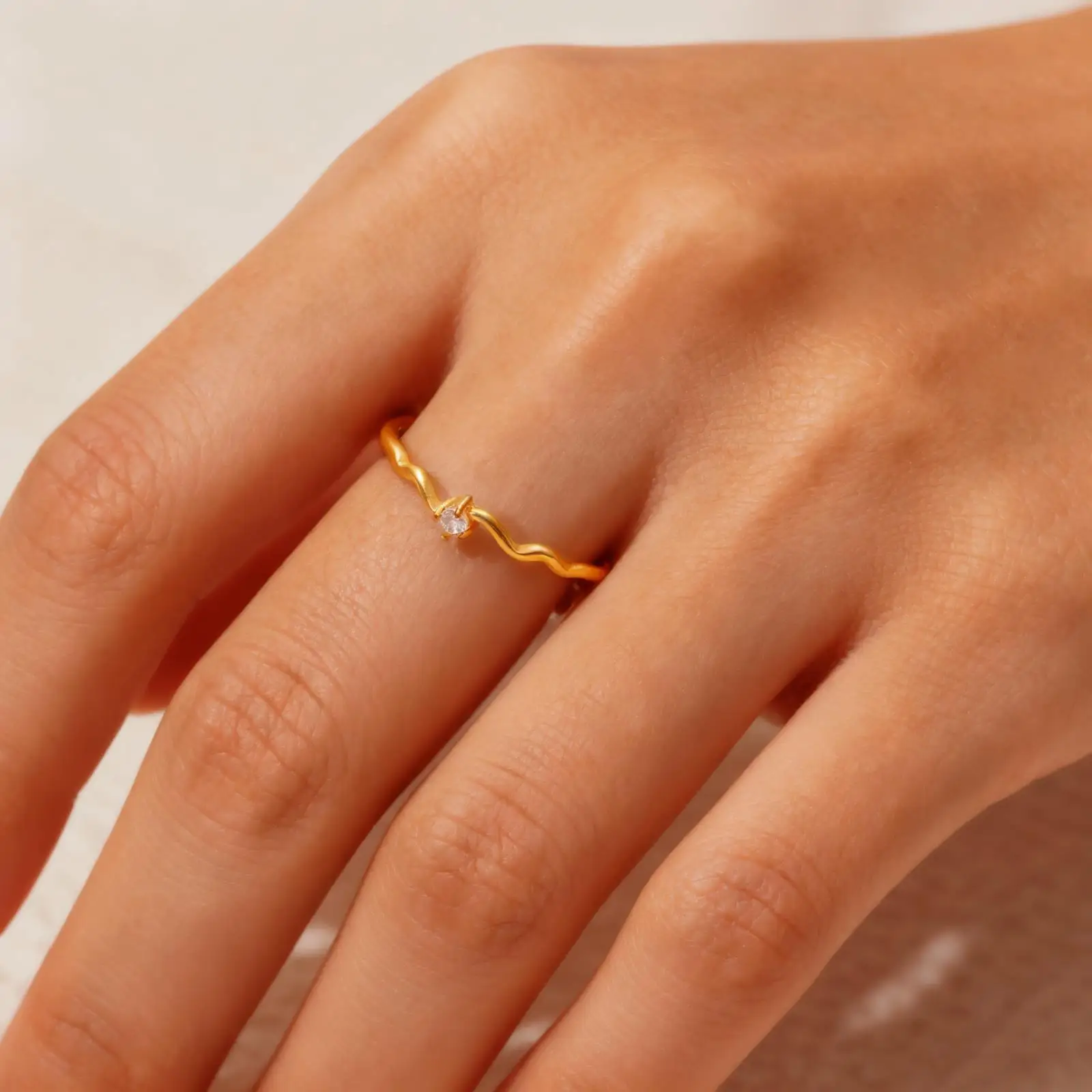 Korean Japanese Ins Style Simple Single Diamond Ring For Women Fashion Design Unique All Match Finger Ring No Fading High Qualit
Korean Japanese Ins Style Simple Single Diamond Ring For Women Fashion Design Unique All Match Finger Ring No Fading High Qualit