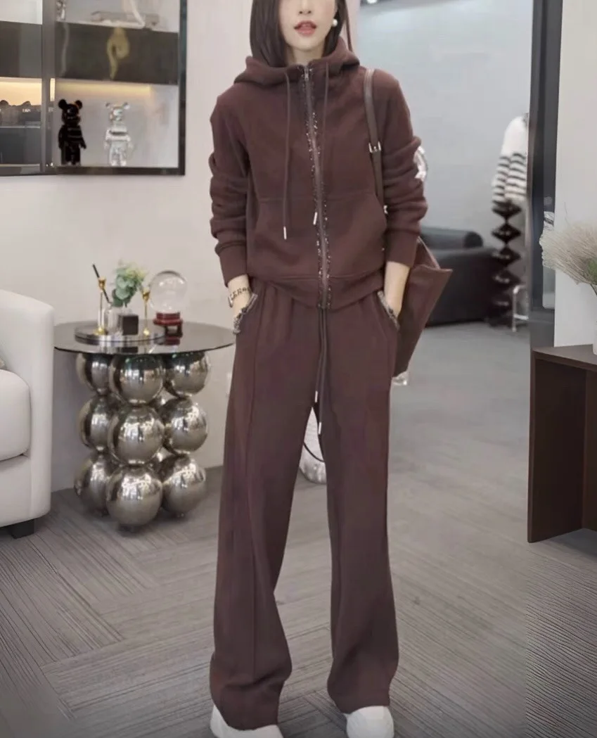 Women Tracksuit Hooded Hoodies Solid Color Two Pieces Set Drawstring Wide Leg Pants Pockets Loose Casual Thicken Winter 2023
Women Tracksuit Hooded Hoodies Solid Color Two Pieces Set Drawstring Wide Leg Pants Pockets Loose Casual Thicken Winter 2023