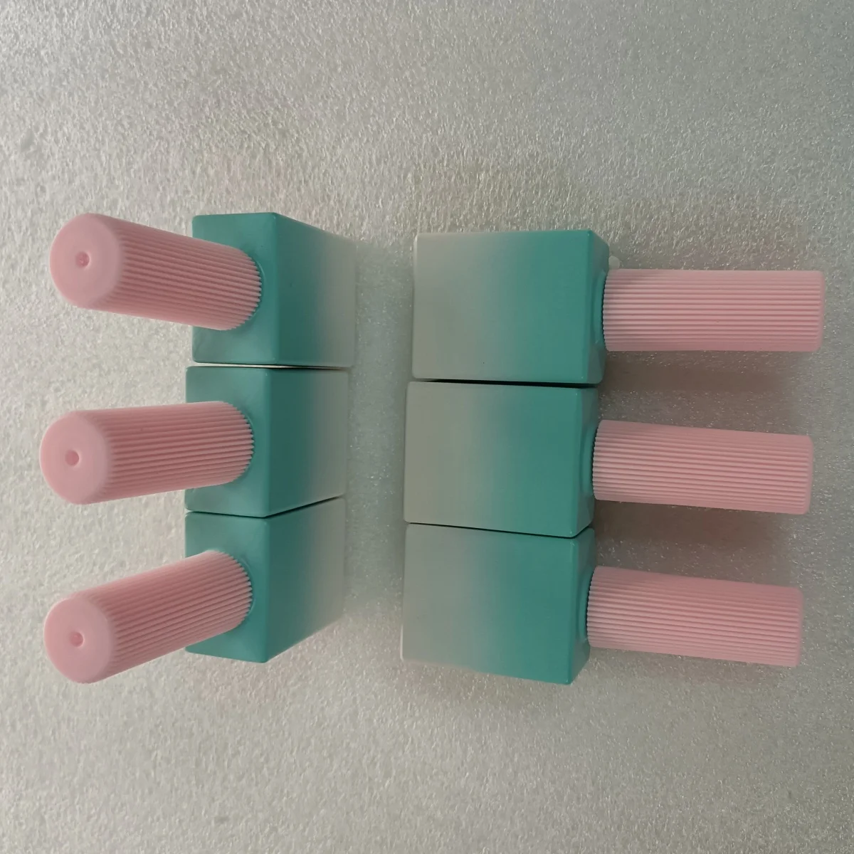 12ML 6 pieces Empty Gradient color bottle with Pink lid with brush for Gel polish Nail art
12ML 6 pieces Empty Gradient color bottle with Pink lid with brush for Gel polish Nail art