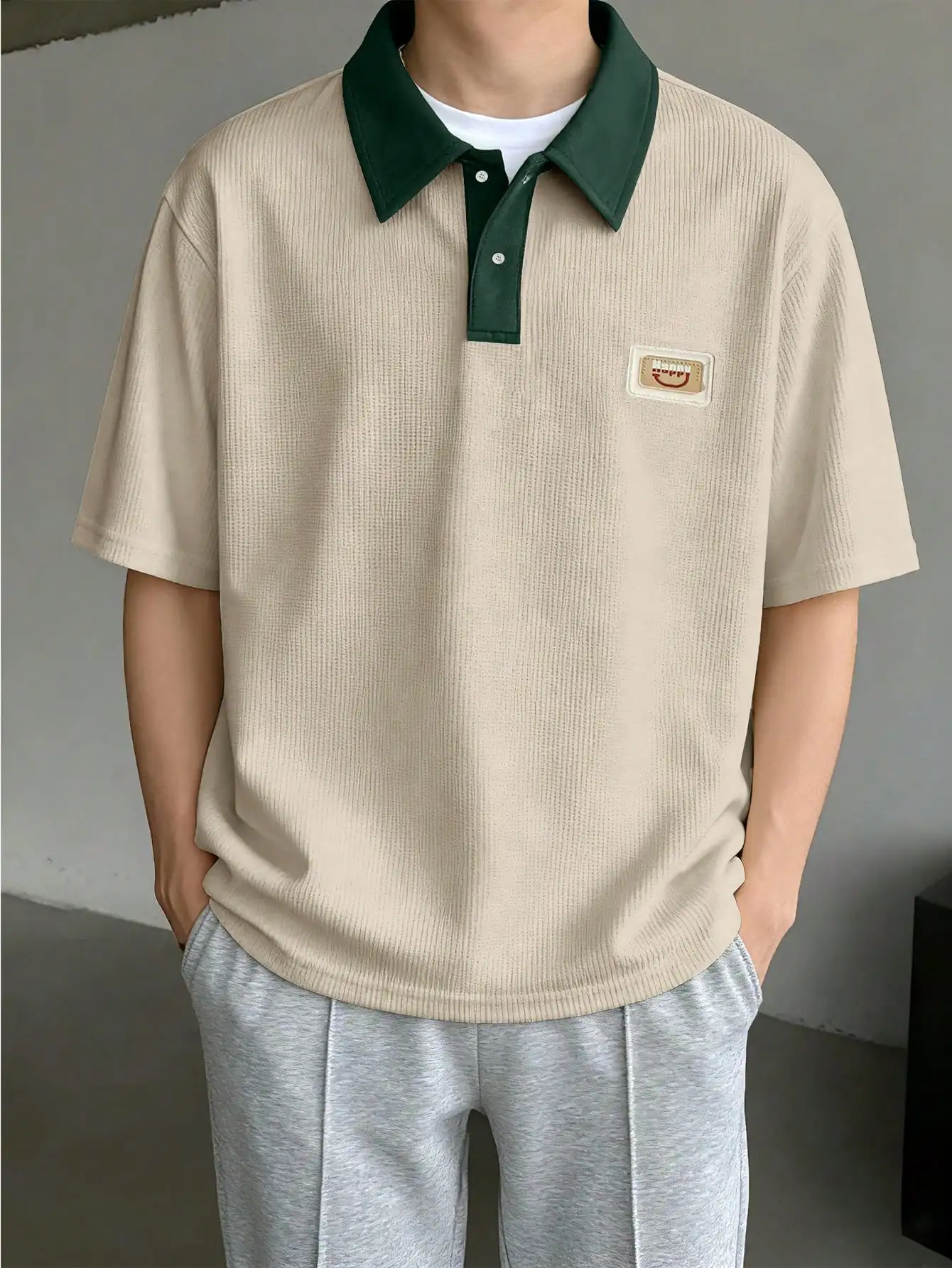 Men's Contrast Collar Ribbed Knit Short Sleeve Casual Polo Shirt
Men's Contrast Collar Ribbed Knit Short Sleeve Casual Polo Shirt