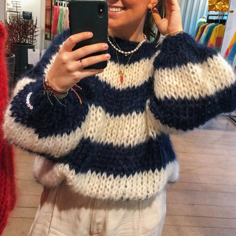 Women Autumn Winter Loose Fit Knitwear Jumpers Vintage Striped Fuzzy Knitted Sweater Casual Boat Neck Long Sleeve Pullover Tops
Women Autumn Winter Loose Fit Knitwear Jumpers Vintage Striped Fuzzy Knitted Sweater Casual Boat Neck Long Sleeve Pullover Tops