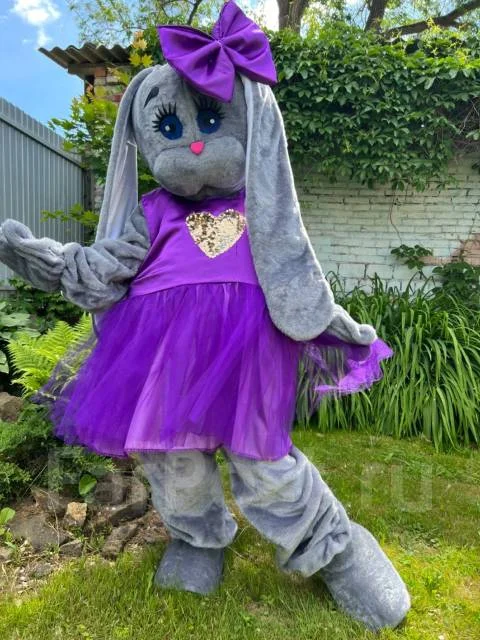 Adult Grey Rabbit Mascot Costume Purple Dress Cute Walking Doll for New Year Halloween Carnival Advertising
Adult Grey Rabbit Mascot Costume Purple Dress Cute Walking Doll for New Year Halloween Carnival Advertising