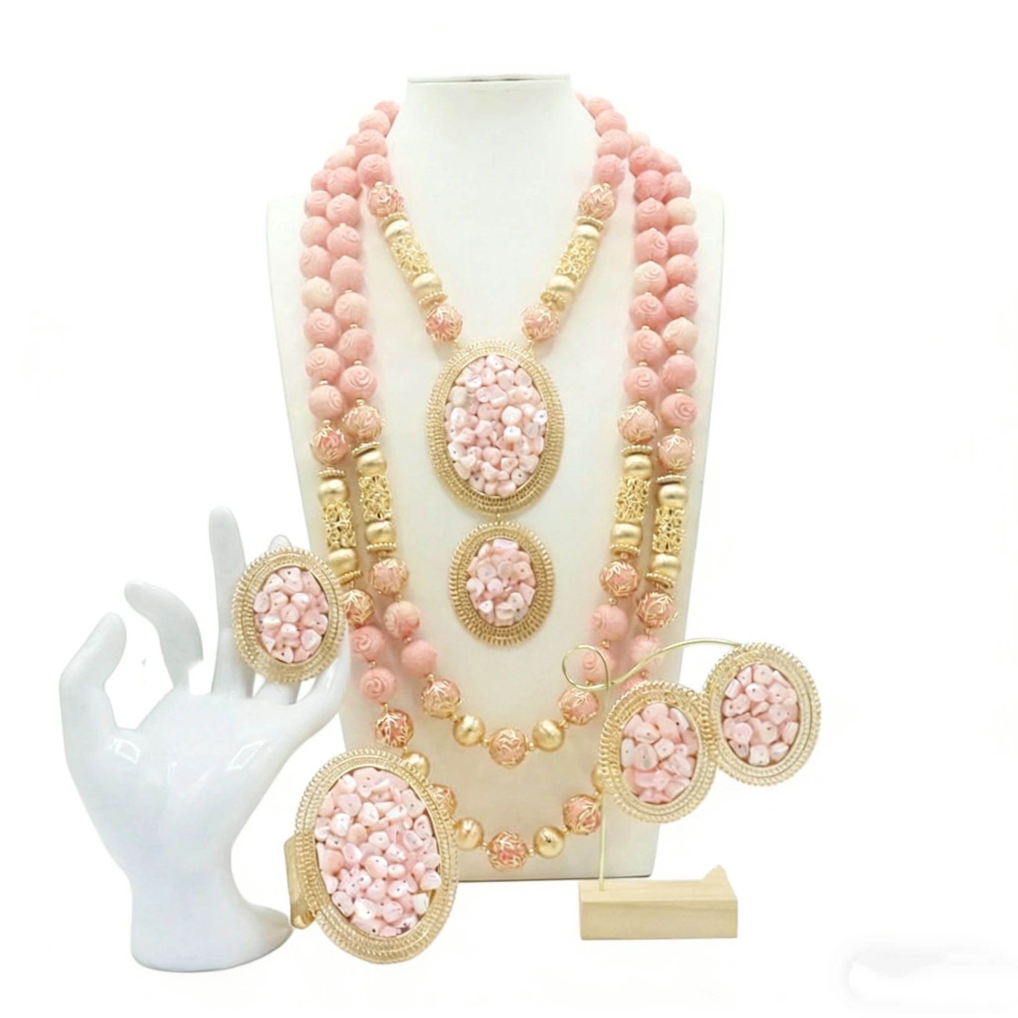 Coral Beads Jewelry Set Nigerian Wedding Bridal Gold Plated African Jewelry for Black Women
Coral Beads Jewelry Set Nigerian Wedding Bridal Gold Plated African Jewelry for Black Women
