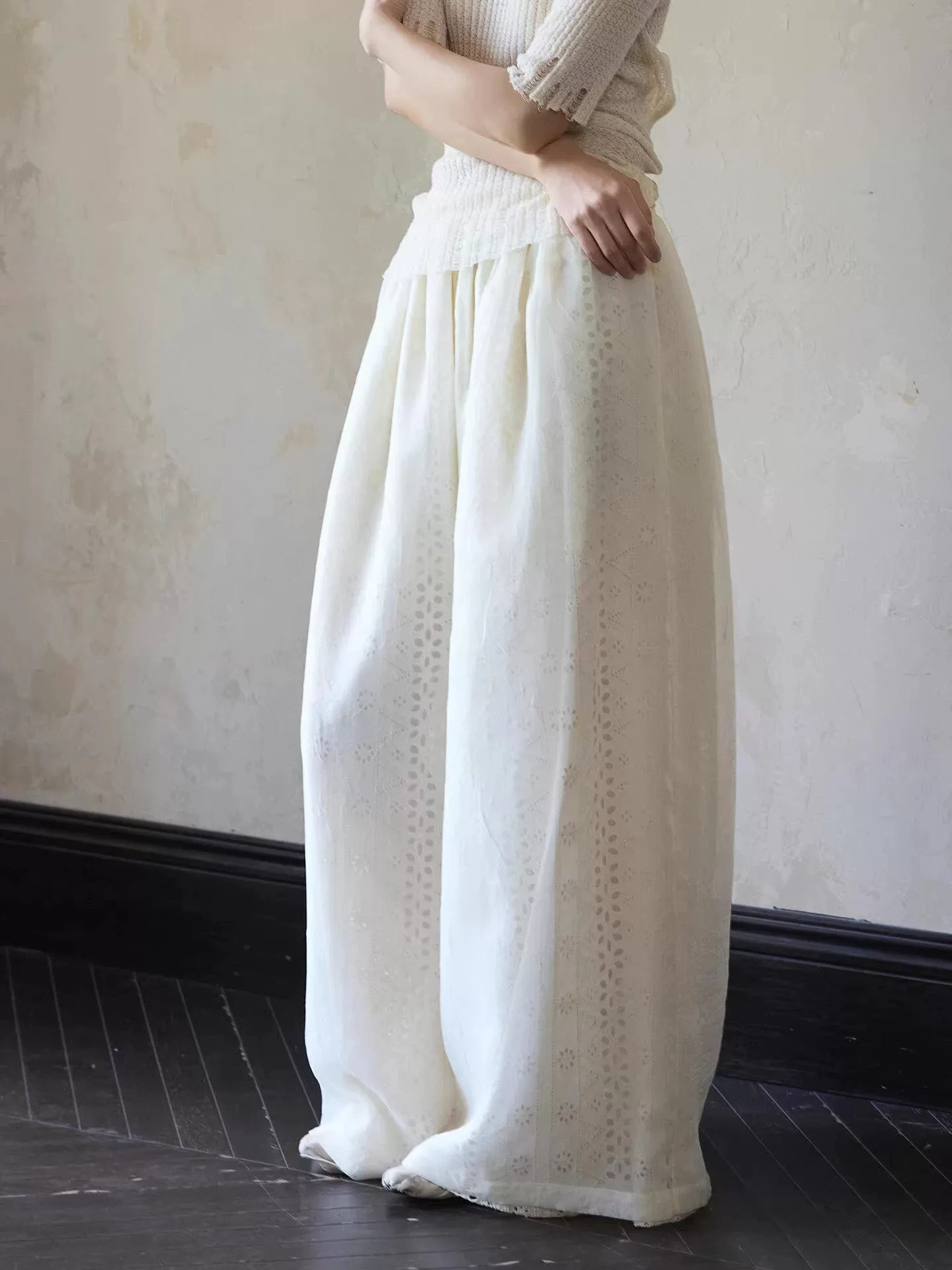 Elegant High Waist Wide Leg Pants Women's Summer Thin Style Loose Casual Slimming Trousers Transparent Lace Design Casual Pants
Elegant High Waist Wide Leg Pants Women's Summer Thin Style Loose Casual Slimming Trousers Transparent Lace Design Casual Pants