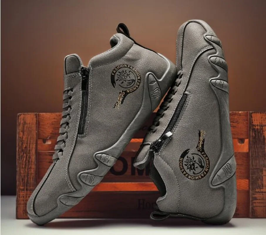 New Men's Casual Shoes Side Zipper Short Boots Versatile Flat Bottom Trendy Fashionable Men's Shoes Suitable for Outdoor Sports
New Men's Casual Shoes Side Zipper Short Boots Versatile Flat Bottom Trendy Fashionable Men's Shoes Suitable for Outdoor Sports