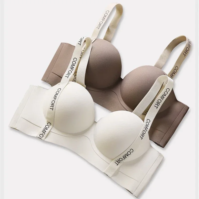 Seamless Underwear Women's Small Breasts Push Up And Look Bigger Without Wire Rings To Shrink Side Breasts Letter Strap Bra
Seamless Underwear Women's Small Breasts Push Up And Look Bigger Without Wire Rings To Shrink Side Breasts Letter Strap Bra