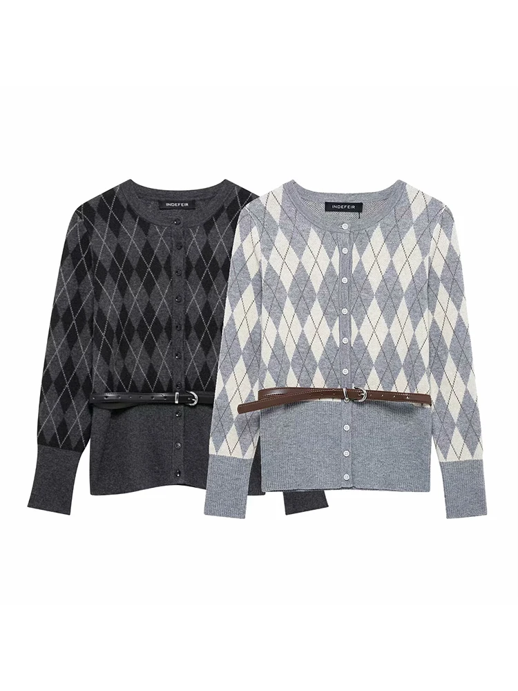 Willshela Women Fashion With Belt Argyle Printed Single Breasted Knitted Sweater Vintage O-Neck Long Sleeves Female Chic Outfits
Willshela Women Fashion With Belt Argyle Printed Single Breasted Knitted Sweater Vintage O-Neck Long Sleeves Female Chic Outfits
