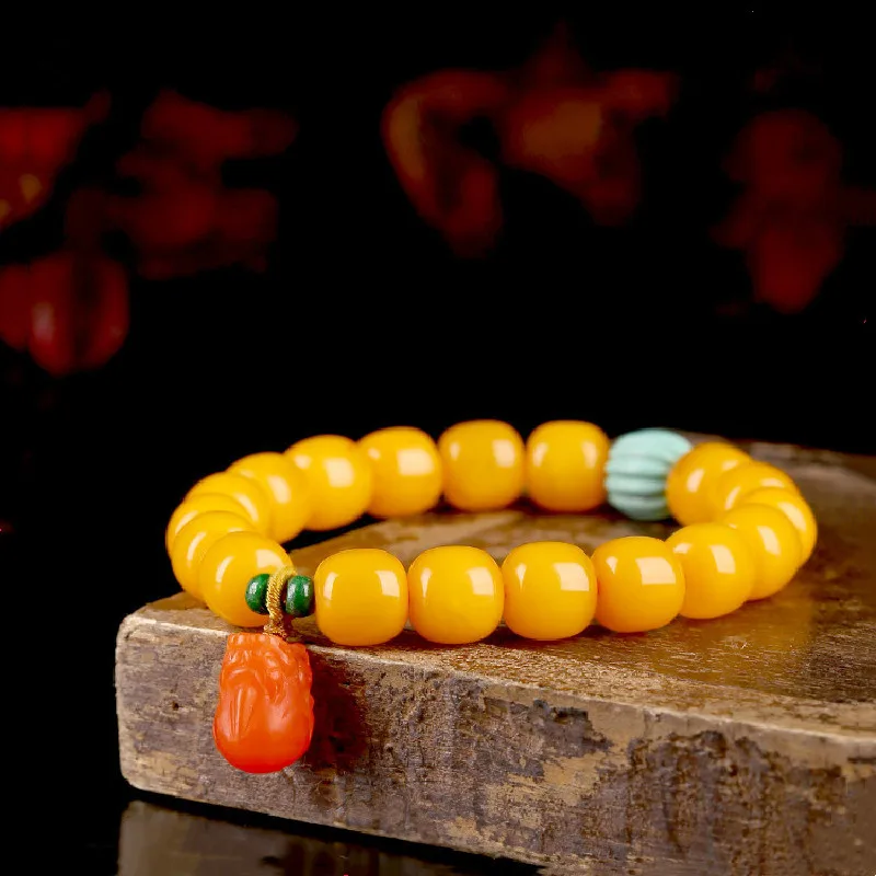 Amber Bracelet Red Pixiu Pendant, Single Circle 10x12mm, Old Style with Turquoise and Jasper
Amber Bracelet Red Pixiu Pendant, Single Circle 10x12mm, Old Style with Turquoise and Jasper