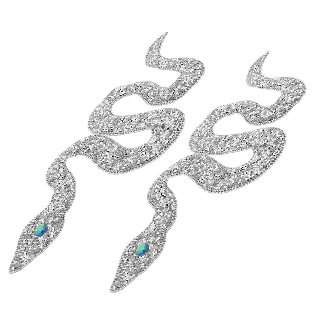 2Pcs SnakeShaped Rhinestone Cloth Patch Silver Handmade Applique Transfer Ironon SelfAdhesive Patches Clothes Fashion
2Pcs SnakeShaped Rhinestone Cloth Patch Silver Handmade Applique Transfer Ironon SelfAdhesive Patches Clothes Fashion