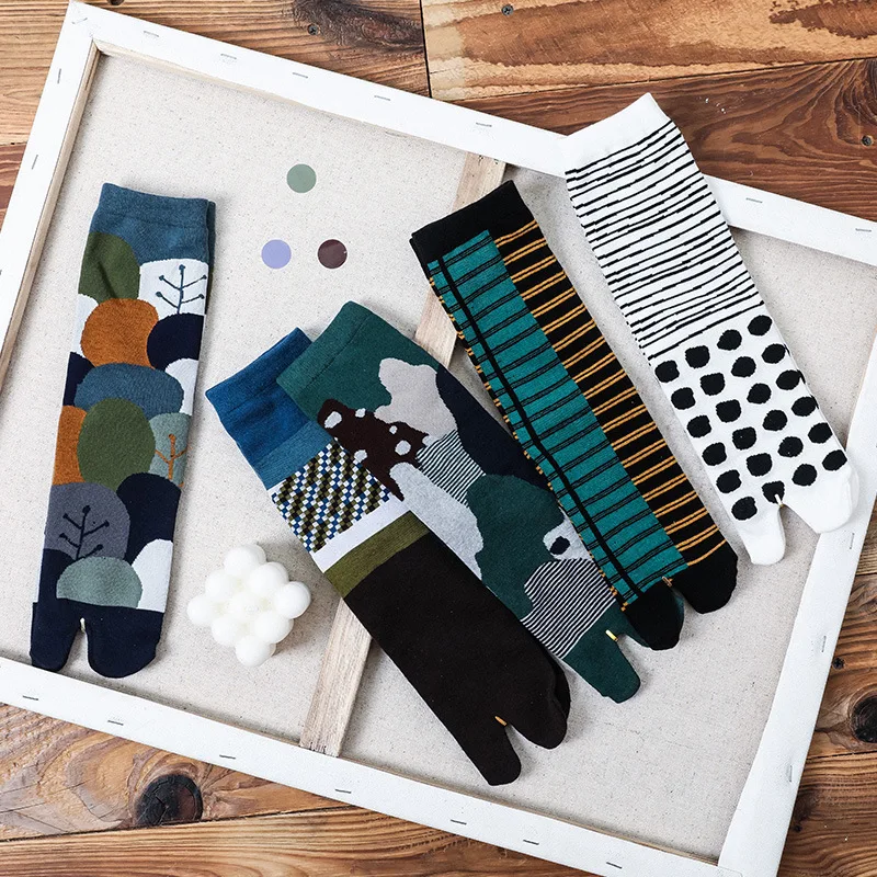New High Quality Combed Cotton Split Toe Socks Simple Comfortable Two-Toed Socks Japanese Harajuku Men Tabi Socks Men Socks
New High Quality Combed Cotton Split Toe Socks Simple Comfortable Two-Toed Socks Japanese Harajuku Men Tabi Socks Men Socks