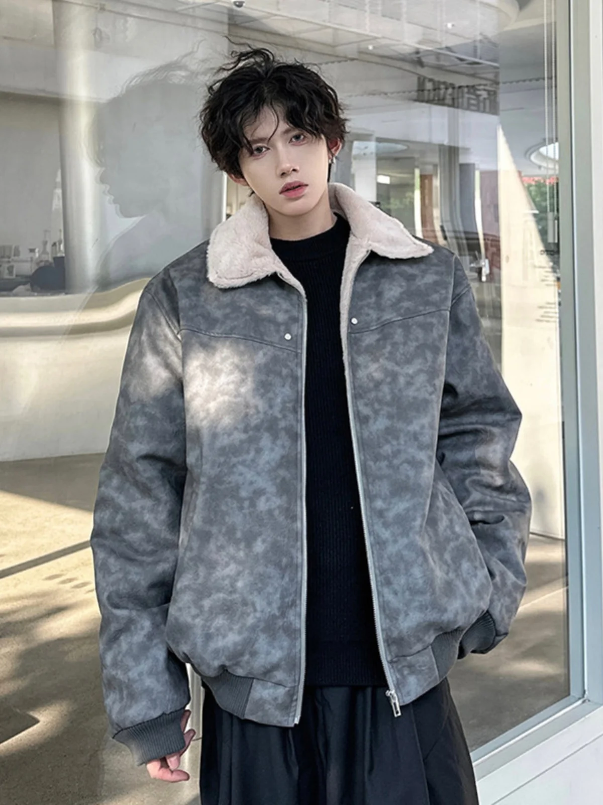 Мужская зимняя куртка из окрашенной кожи и меха, на молнии, удлиненная, для мотоциклистов, повседневная, молодежная, модная
Мужская зимняя куртка из окрашенной кожи и меха, на молнии, удлиненная, для мотоциклистов, повседневная, молодежная, модная