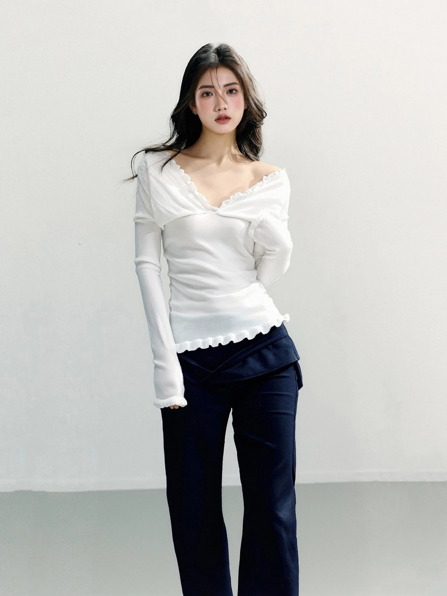 LIXIAOWAN Women's V-Ne Knitwear Slim Fit Wooden Design White Long Sve Soft Breathable Casual Top Spring New Sle
LIXIAOWAN Women's V-Ne Knitwear Slim Fit Wooden Design White Long Sve Soft Breathable Casual Top Spring New Sle