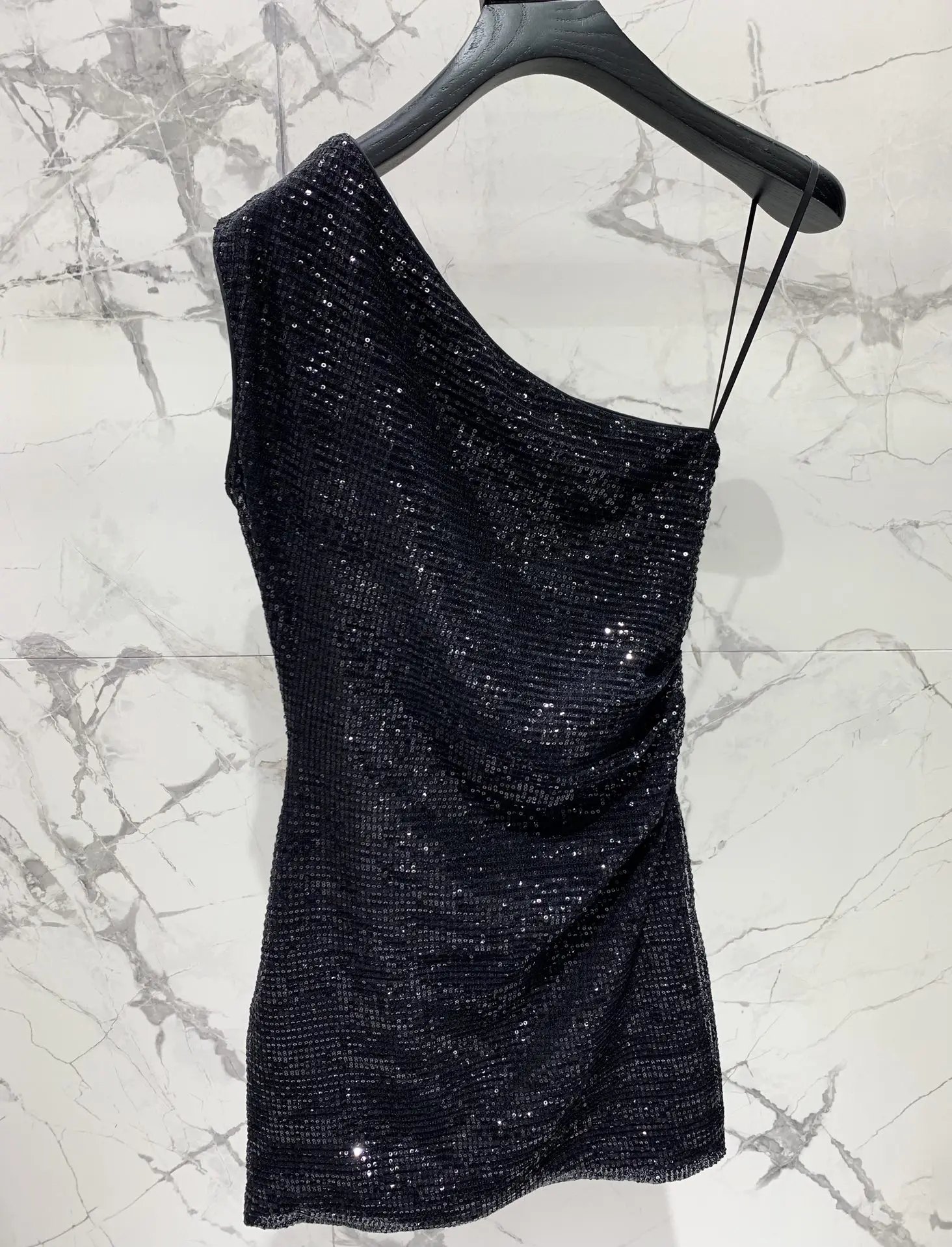 2026ss summer sexy high quality women's single shoulder sequined slim dress for female
2026ss summer sexy high quality women's single shoulder sequined slim dress for female