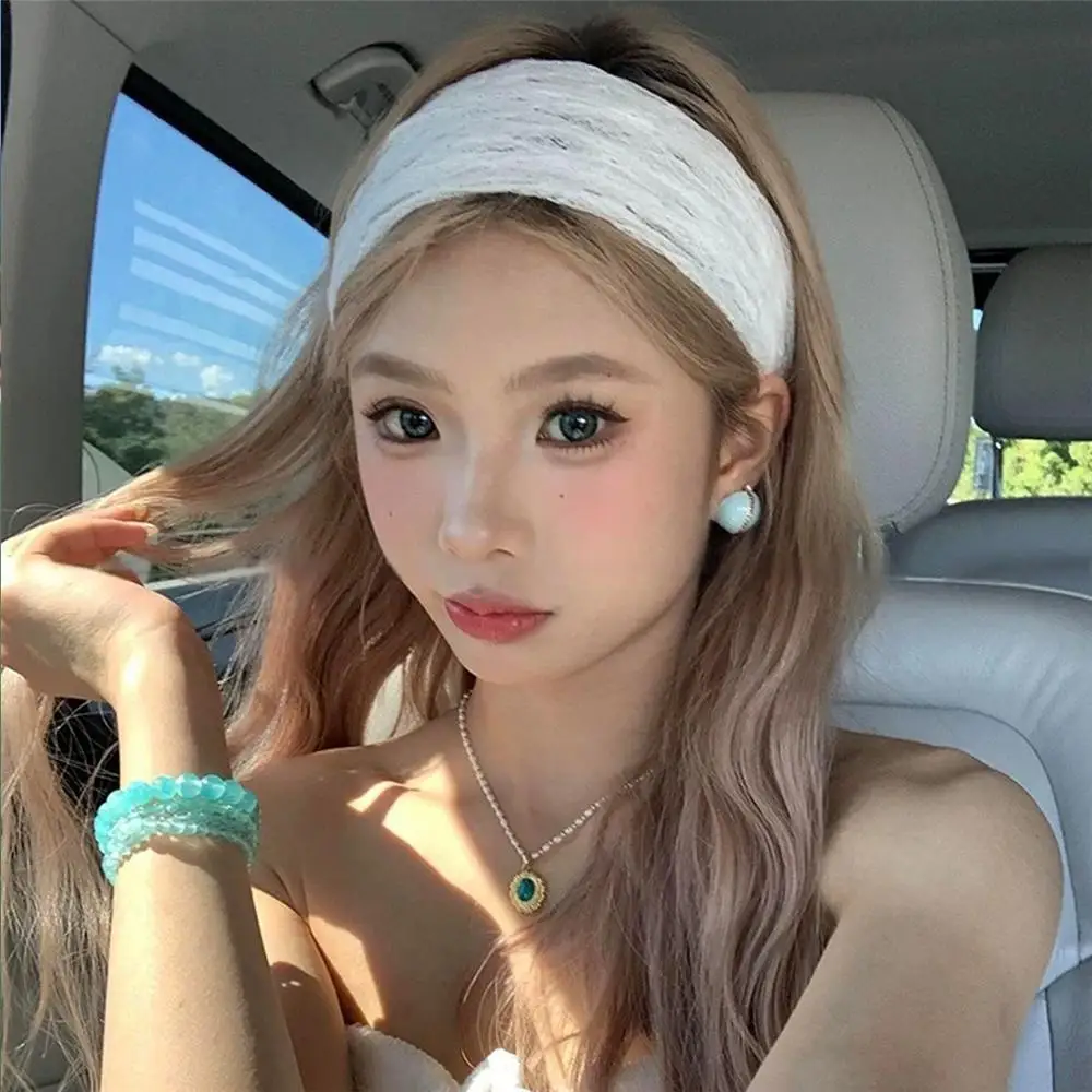Spring Summer Mesh Lace Headband Hollow-out Breathable Elastic Hair Wrap Styling Lightweight Hair Accessories for Photoshoots
Spring Summer Mesh Lace Headband Hollow-out Breathable Elastic Hair Wrap Styling Lightweight Hair Accessories for Photoshoots