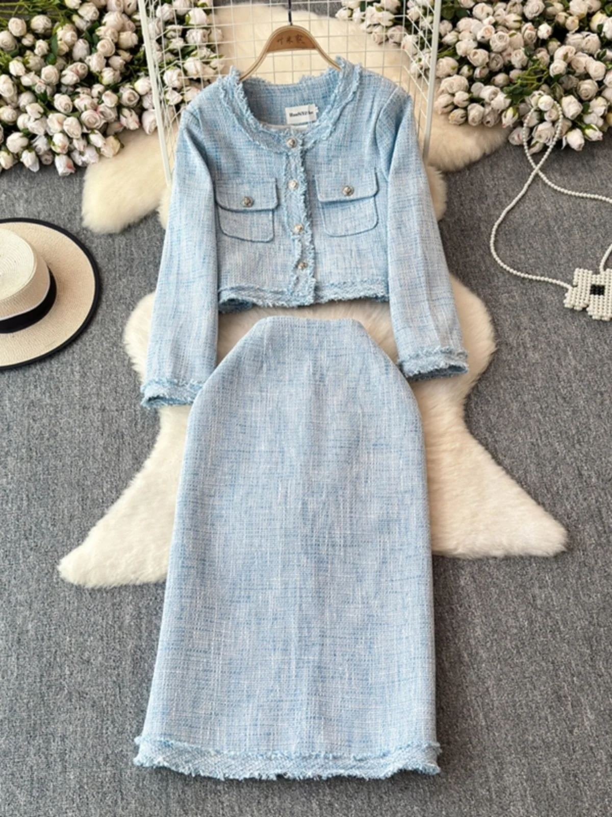 Faionable Tweed Set Women's Autumn Winter High Waist Skirt And Jaet Two Piece Suit Ele Lady Sle Long Sve Bu...
Faionable Tweed Set Women's Autumn Winter High Waist Skirt And Jaet Two Piece Suit Ele Lady Sle Long Sve Bu...