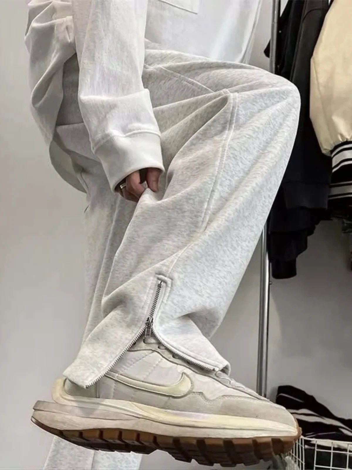 ay Fce Lined Men's Sweatpants Spring Autumn Loose Straight Leg Long Trousers Spor American Retro Sle Casual Pants
ay Fce Lined Men's Sweatpants Spring Autumn Loose Straight Leg Long Trousers Spor American Retro Sle Casual Pants