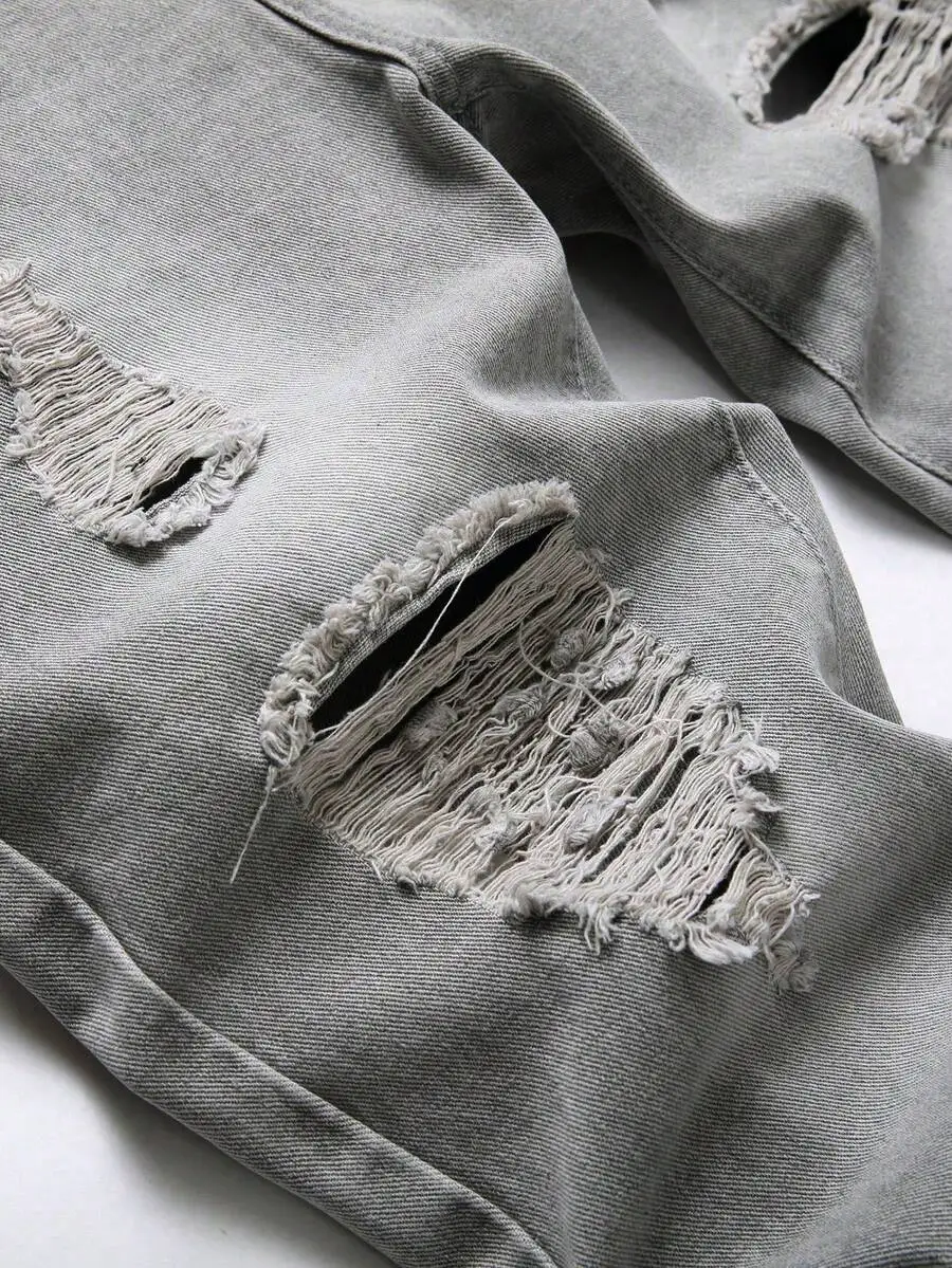 Men Distressed Skinny Casual Jeans With Ripped Holes
Men Distressed Skinny Casual Jeans With Ripped Holes
