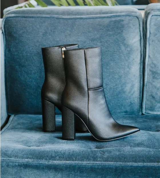 Sexy Fall Luxury Pointed Toe Zip Mid-calf Boots Lady Leather Chunky High Heel Dress Booties Women Pink Suede Shoes 2024
Sexy Fall Luxury Pointed Toe Zip Mid-calf Boots Lady Leather Chunky High Heel Dress Booties Women Pink Suede Shoes 2024