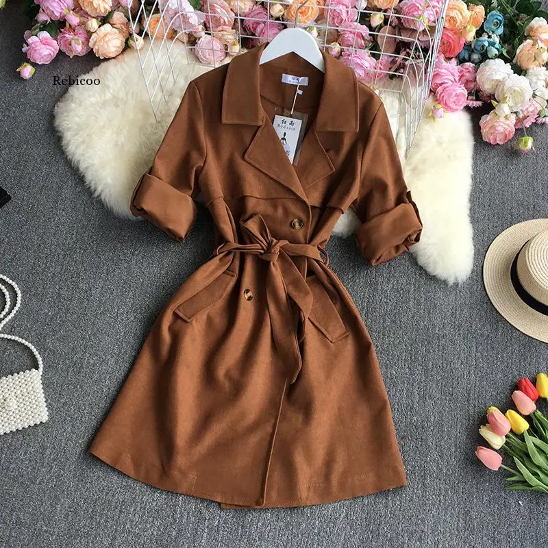 Women Long Trench Coat 2021 Autumn Fashion Double Breasted Turn-down Collar Belt Lace-up Office Lady Cloak Windbreaker Outerwear
Women Long Trench Coat 2021 Autumn Fashion Double Breasted Turn-down Collar Belt Lace-up Office Lady Cloak Windbreaker Outerwear