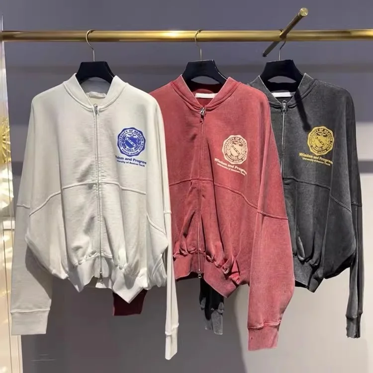Vintage Distressed Badge Print Loose Sweatshirt Fall Winter New Style Baozhen Original Small Jasmine M Home Street Style Long...
Vintage Distressed Badge Print Loose Sweatshirt Fall Winter New Style Baozhen Original Small Jasmine M Home Street Style Long...