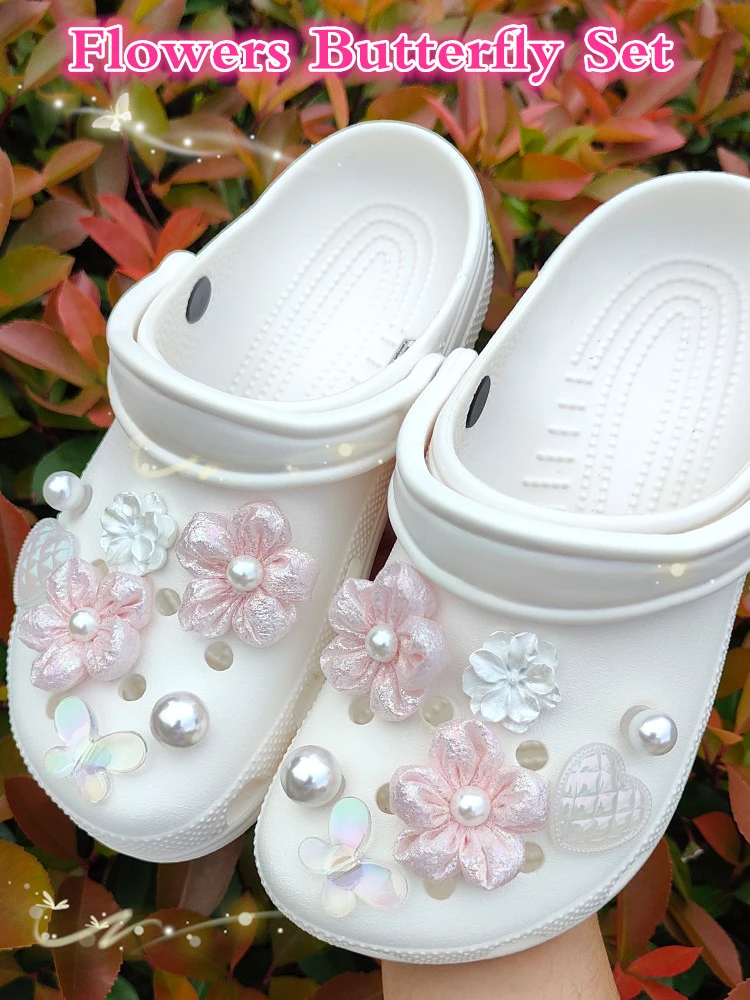New Charms for Crocs Butterfly Cloth Flower Pearl Series Ins Popular Adornment for Clogs Sandals Beautiful Lovely Accessories
New Charms for Crocs Butterfly Cloth Flower Pearl Series Ins Popular Adornment for Clogs Sandals Beautiful Lovely Accessories
