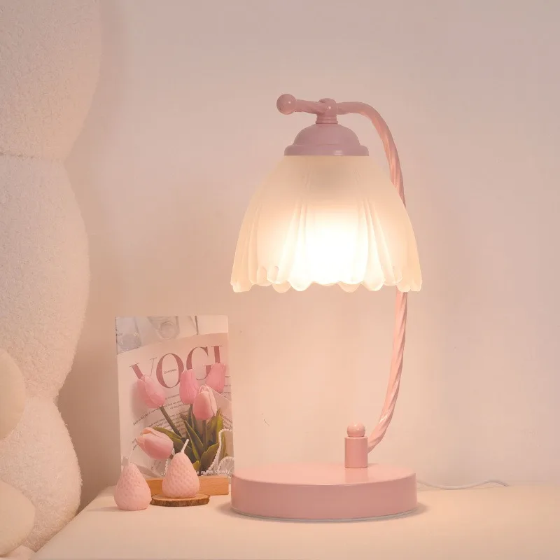 Cream wind table lamp bedroom bedside table lamp light luxury 2025 new modern simple powder
Cream wind table lamp bedroom bedside table lamp light luxury 2025 new modern simple powder