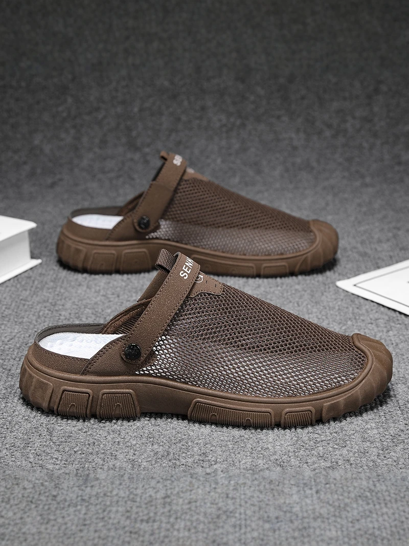 Summer Casual Breathable Mesh Anti-Slip Driving Sports Beach Shoes Half Slippers Head Cover Sandals for Men Outdoor Wear
Summer Casual Breathable Mesh Anti-Slip Driving Sports Beach Shoes Half Slippers Head Cover Sandals for Men Outdoor Wear