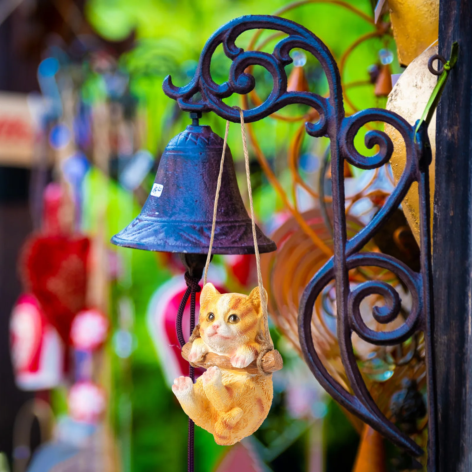 Lovely Swinging Cat Statue Handmade Resin Garden Swinging Kitten Ornament Hanging Cat Decoration Outdoor Indoor Yard Art
Lovely Swinging Cat Statue Handmade Resin Garden Swinging Kitten Ornament Hanging Cat Decoration Outdoor Indoor Yard Art