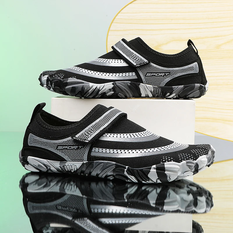 Summer Outdoor Quick-Dry Amphibious Wading Shoes for Men Women Non-Slip Breathable Water Shoes Lightweight Beach Sandals for Cre
Summer Outdoor Quick-Dry Amphibious Wading Shoes for Men Women Non-Slip Breathable Water Shoes Lightweight Beach Sandals for Cre