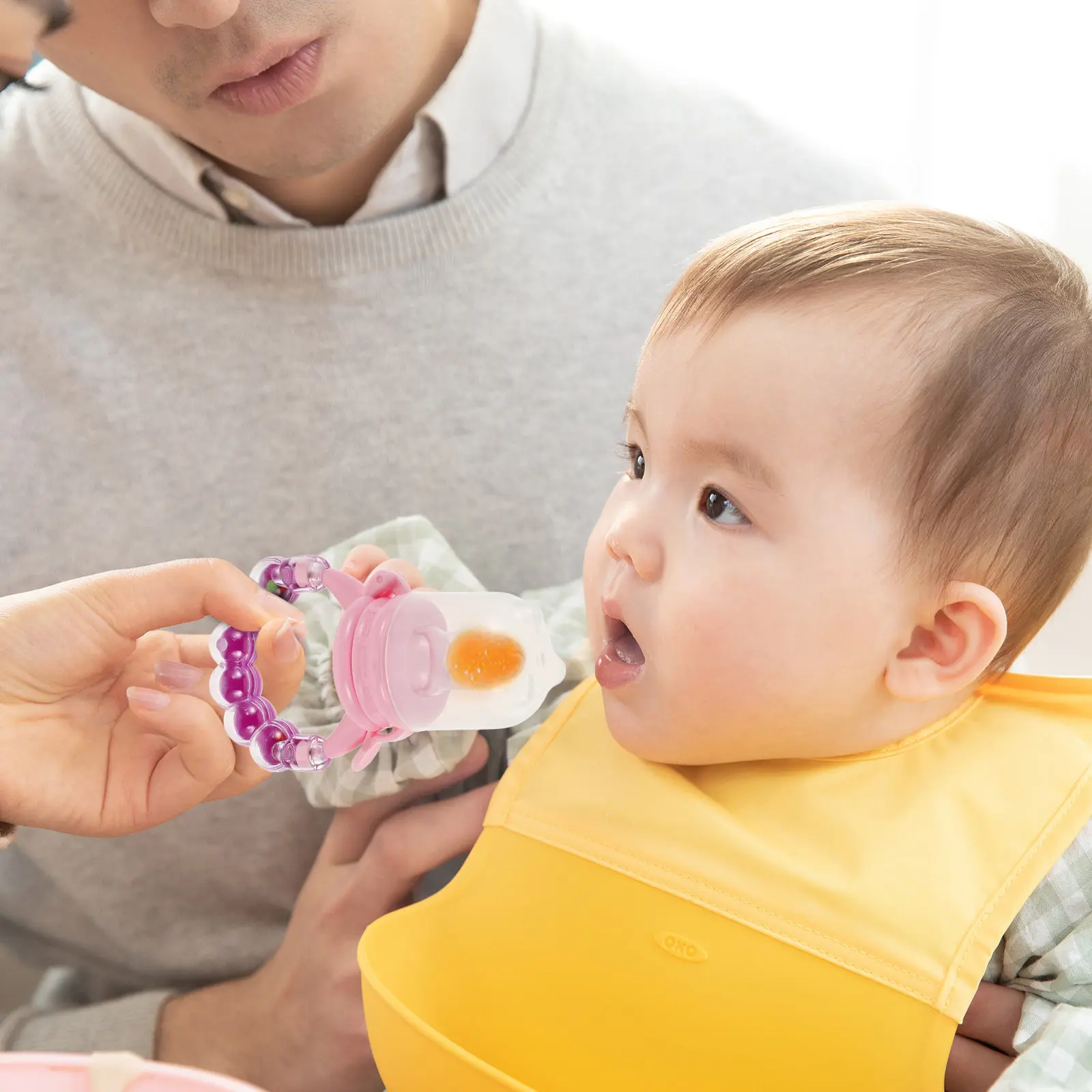 Mesh Baby Fruit Feeder Pacifier Multifunctional Safe Teething Oral Development Food Dispenser for Babies Infant Feeding
Mesh Baby Fruit Feeder Pacifier Multifunctional Safe Teething Oral Development Food Dispenser for Babies Infant Feeding