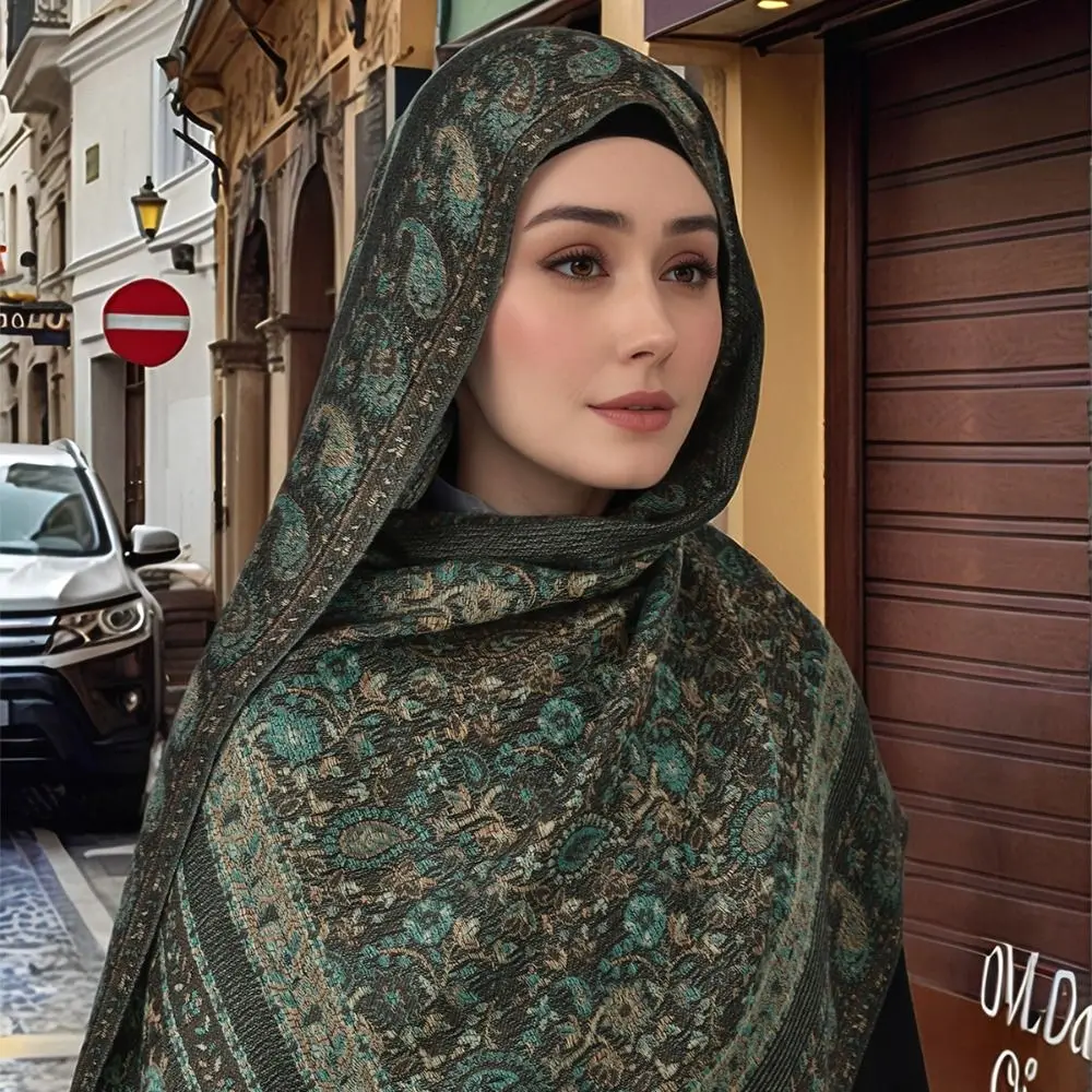 Elegant Printed Ethnic Style Scarf Long Tassel Cashew Headscarf Bandana Thin Islamic Turban Female
Elegant Printed Ethnic Style Scarf Long Tassel Cashew Headscarf Bandana Thin Islamic Turban Female