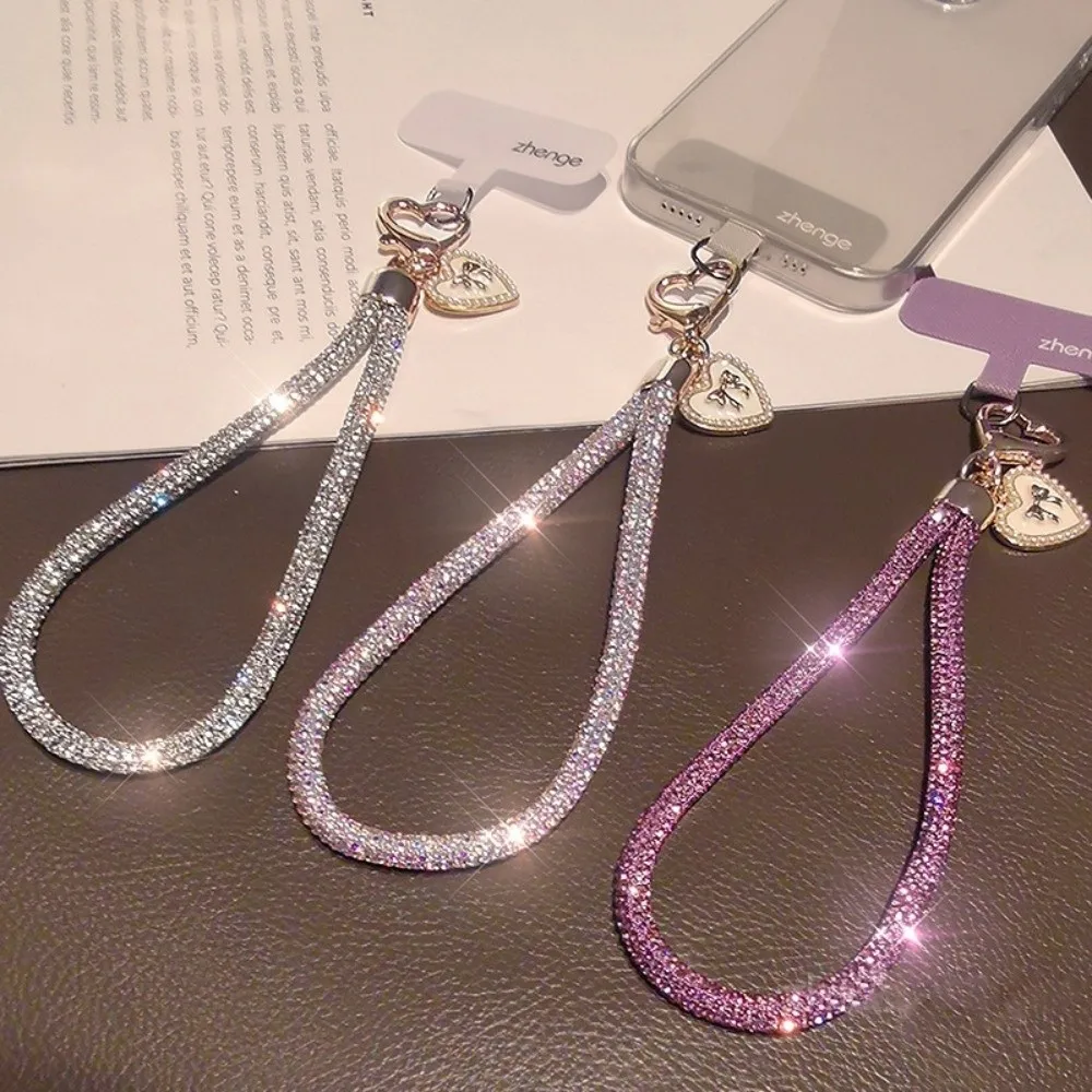 Hanging Cord Glitter Rhinestone Phone Lanyard Handheld Luxury Diamond Phone Rope Anti Loss Bling Bling Mobile Phone Chain
Hanging Cord Glitter Rhinestone Phone Lanyard Handheld Luxury Diamond Phone Rope Anti Loss Bling Bling Mobile Phone Chain