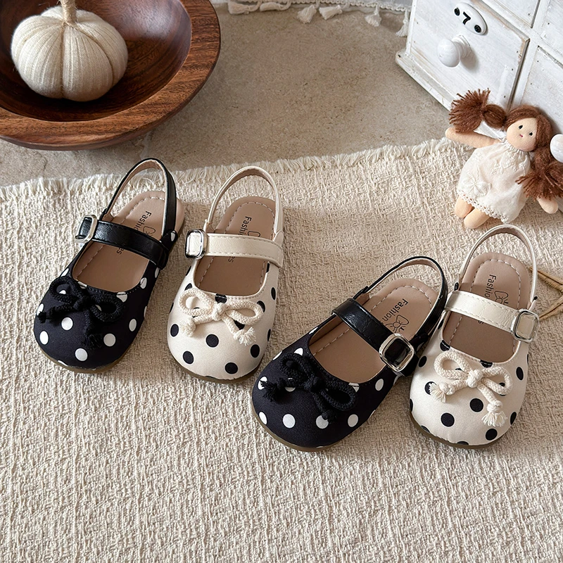 Summer Girl's Sandals Polka Dot Bow-adorned Elegant Kids Flat Shoes Shallow Non-slip Sole Versatile Sweet Children Sandal 23-36
Summer Girl's Sandals Polka Dot Bow-adorned Elegant Kids Flat Shoes Shallow Non-slip Sole Versatile Sweet Children Sandal 23-36