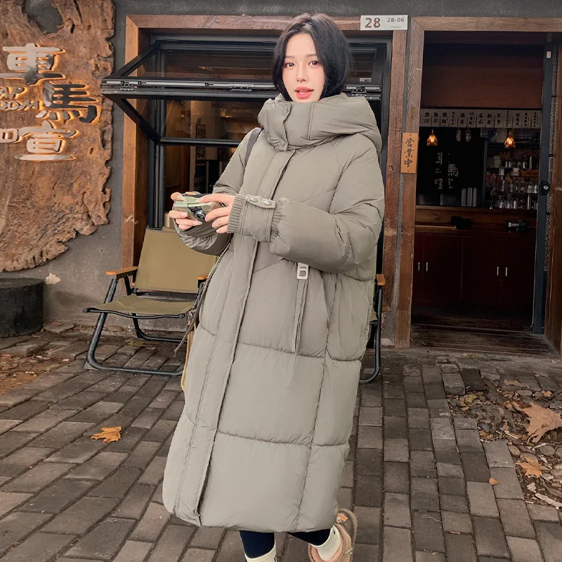 Black Long Cotton Padded Jackets Women's Parka Winter 2025 New Korean Over-the-knee Warm College Wind Hooded Thick Bread Coats
Black Long Cotton Padded Jackets Women's Parka Winter 2025 New Korean Over-the-knee Warm College Wind Hooded Thick Bread Coats